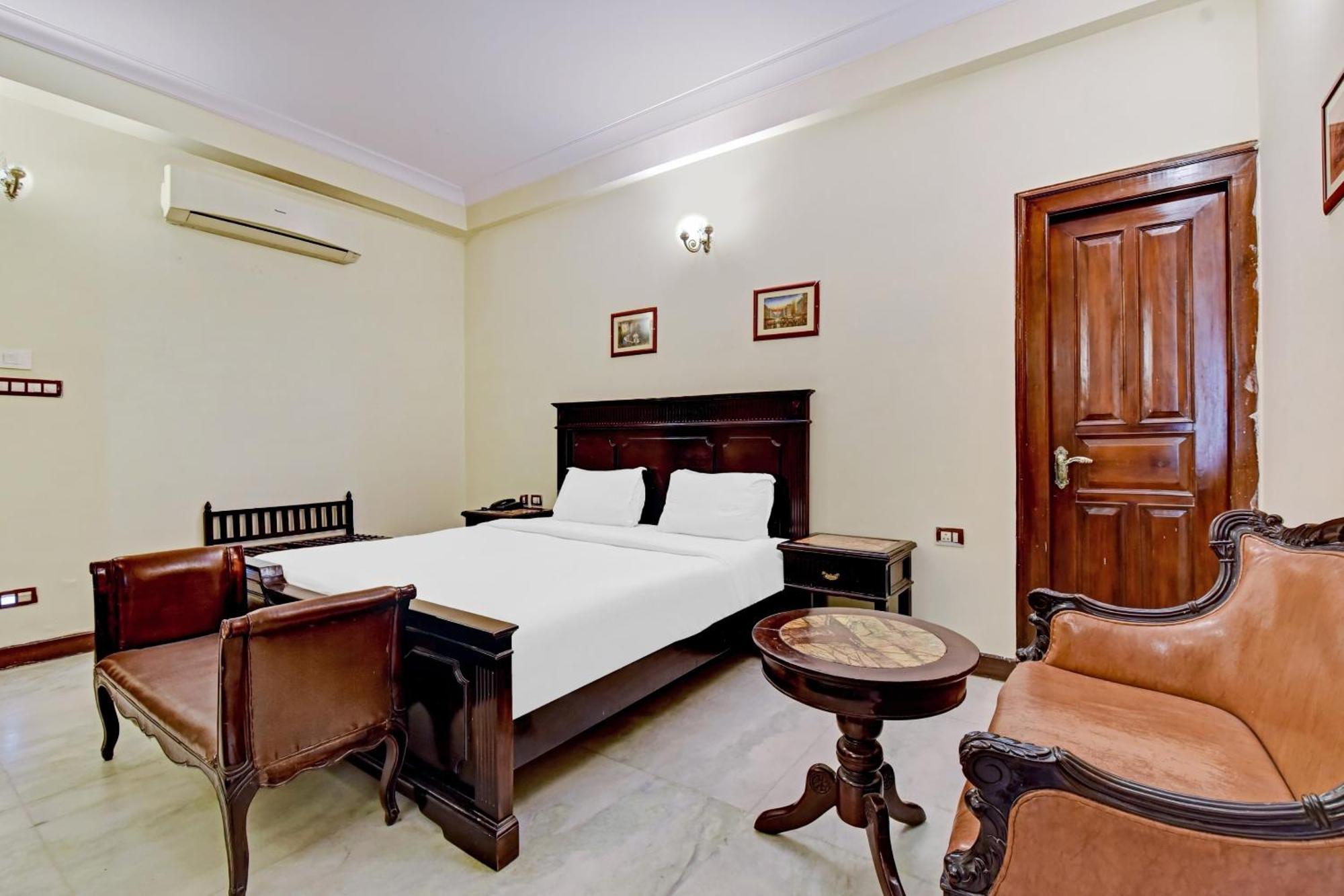 Collection O Hotel Four Boutique Kukas Экстерьер фото