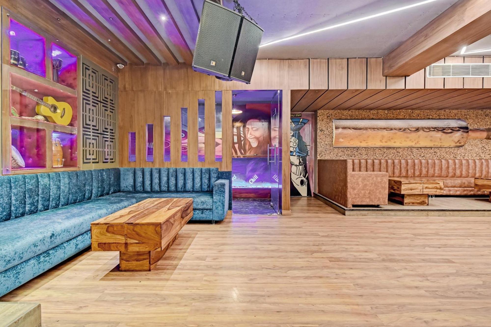 Collection O Hotel Four Boutique Kukas Экстерьер фото