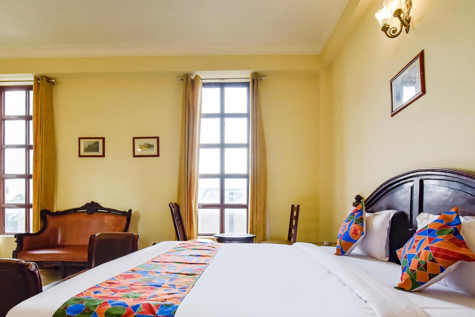 Collection O Hotel Four Boutique Kukas Экстерьер фото