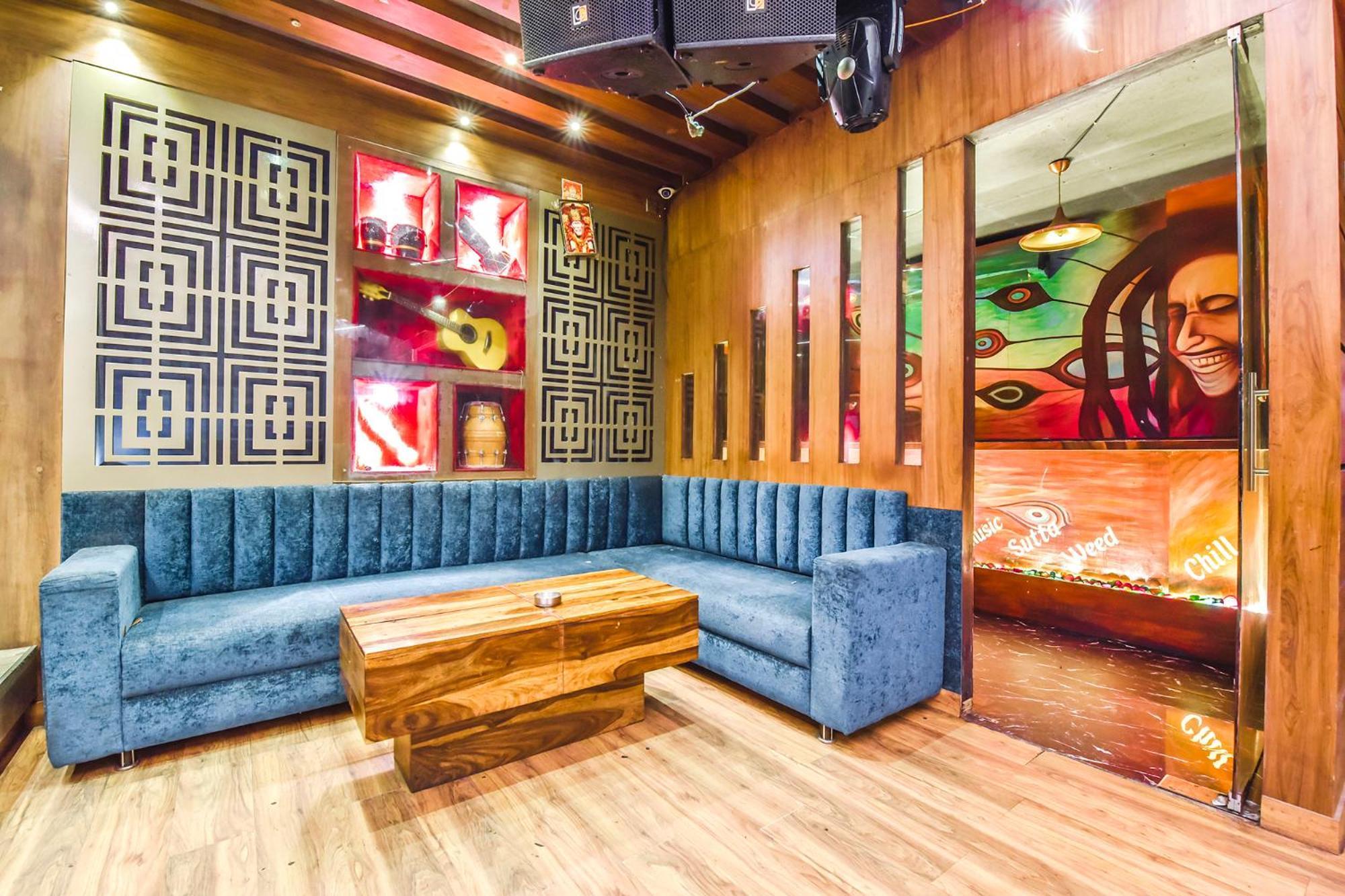 Collection O Hotel Four Boutique Kukas Экстерьер фото
