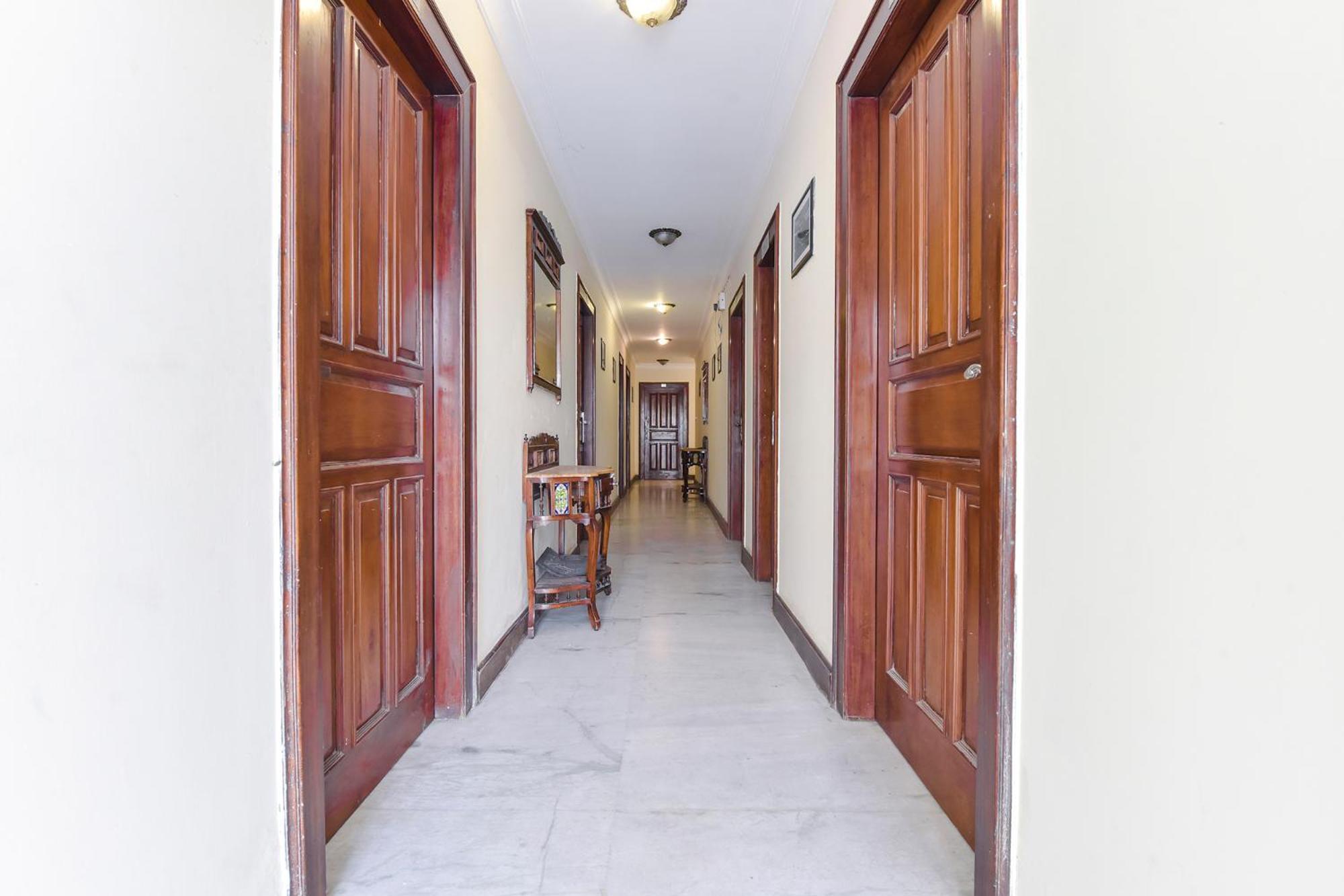 Collection O Hotel Four Boutique Kukas Экстерьер фото