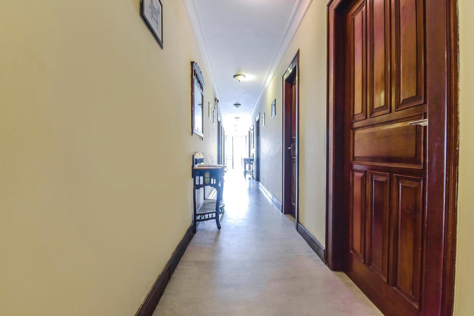 Collection O Hotel Four Boutique Kukas Экстерьер фото